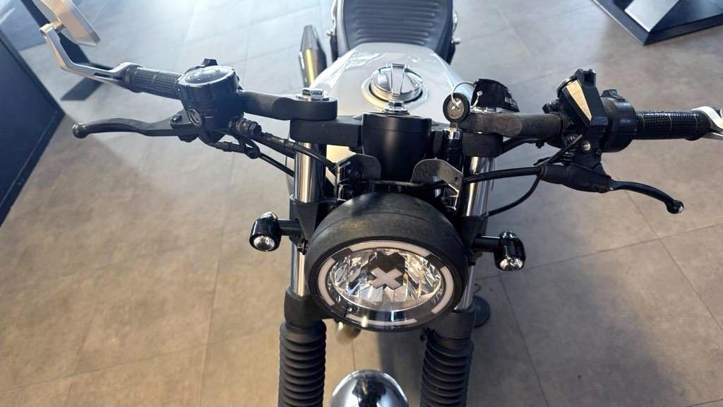 T7