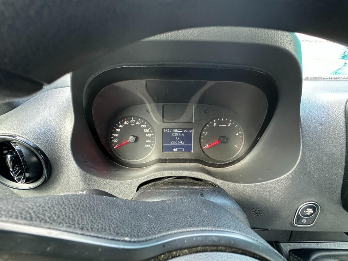 T12