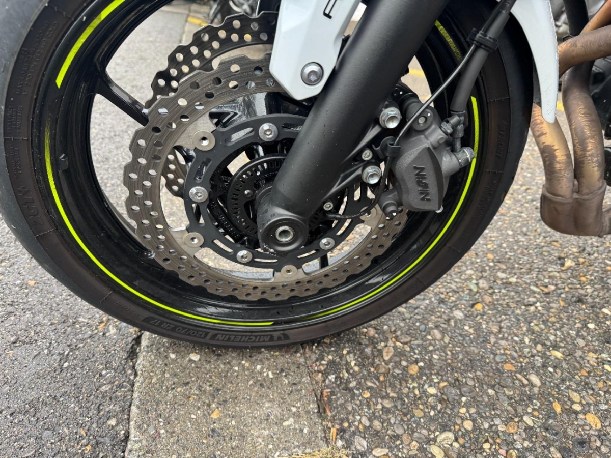 T8