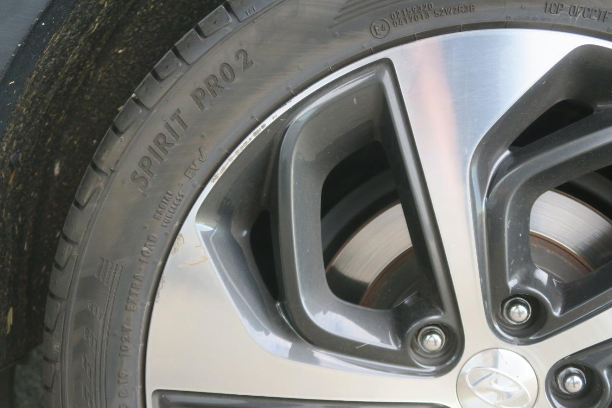 T18