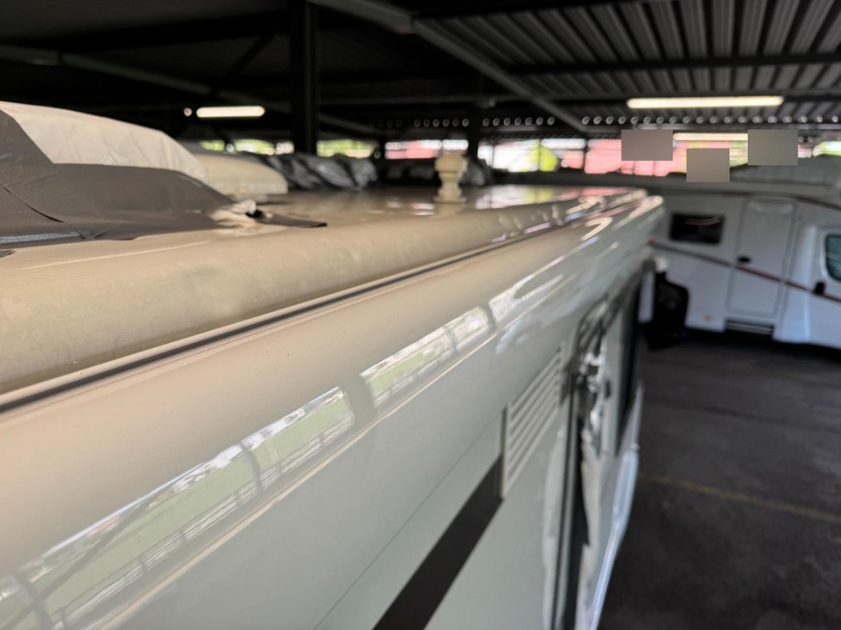 T18
