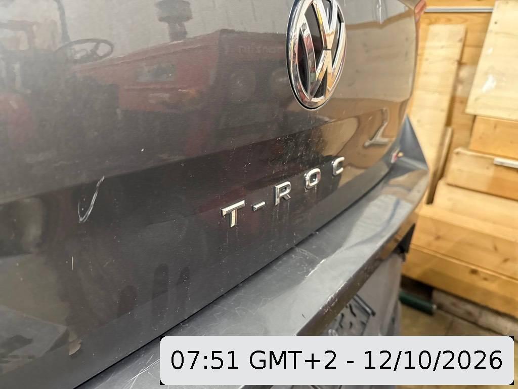 T16