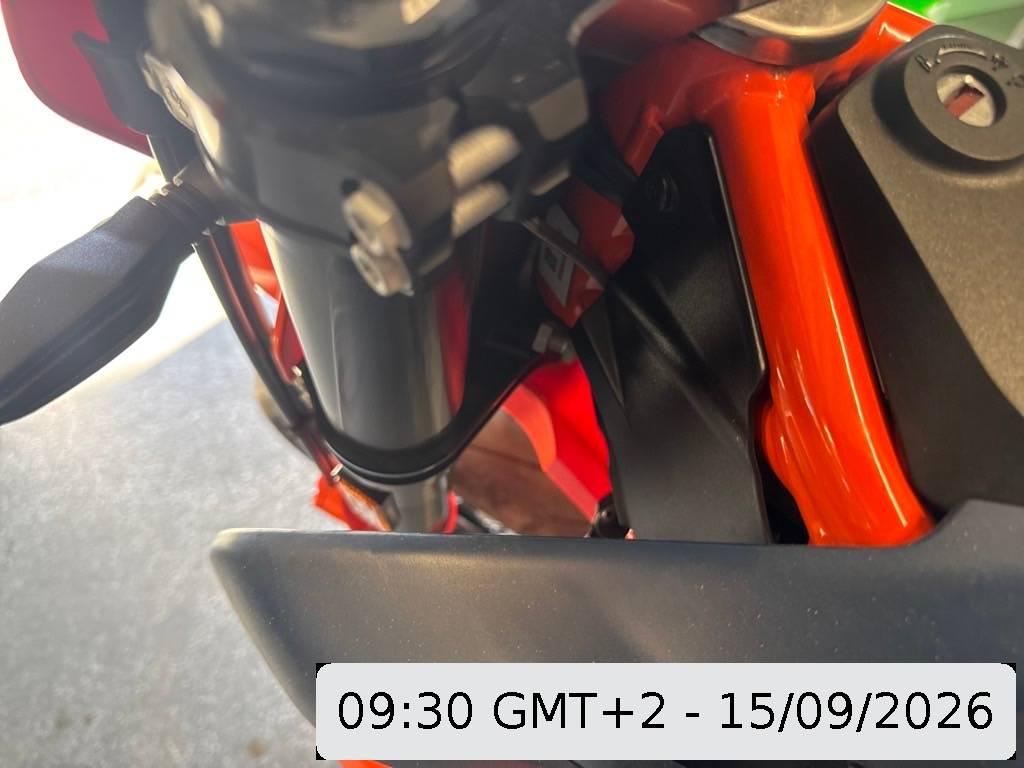 T12