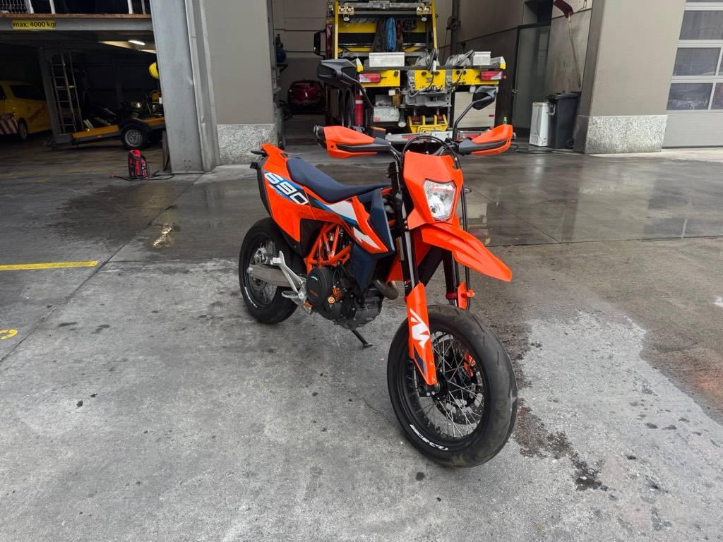 T6