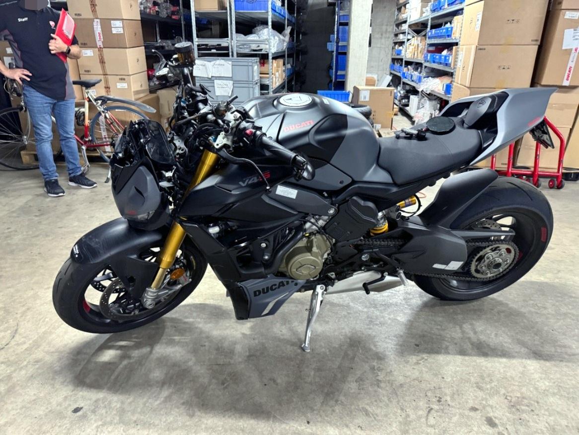 T7