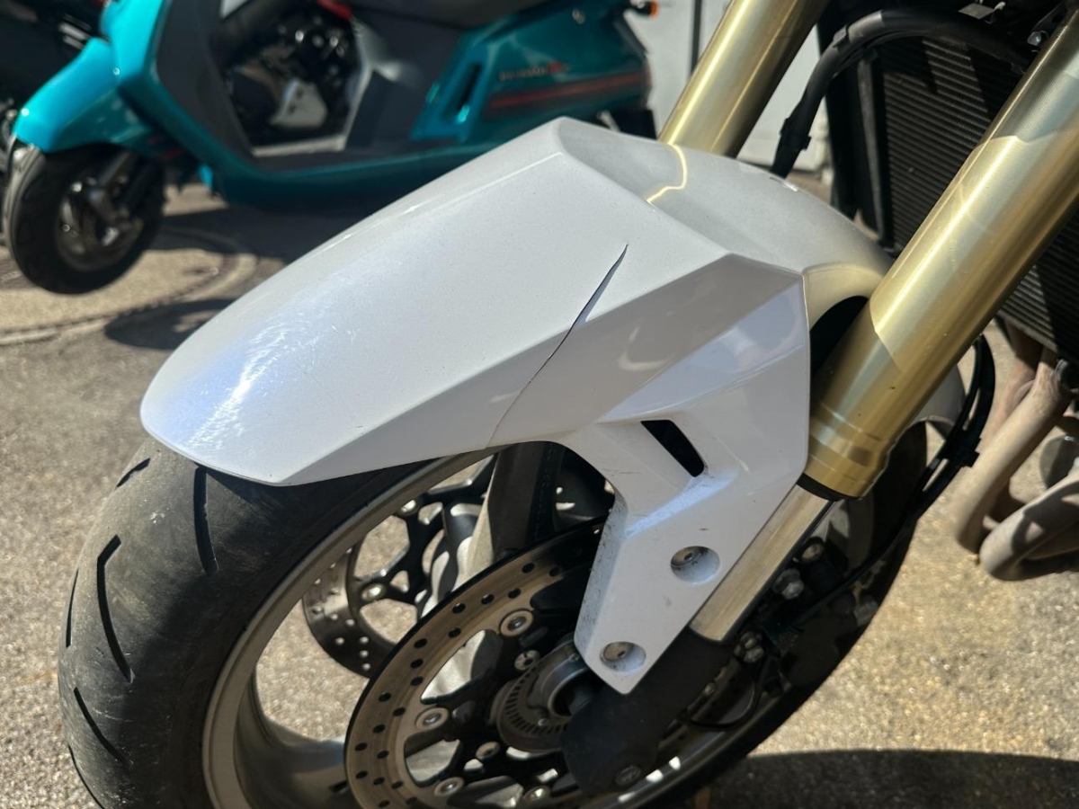 T10