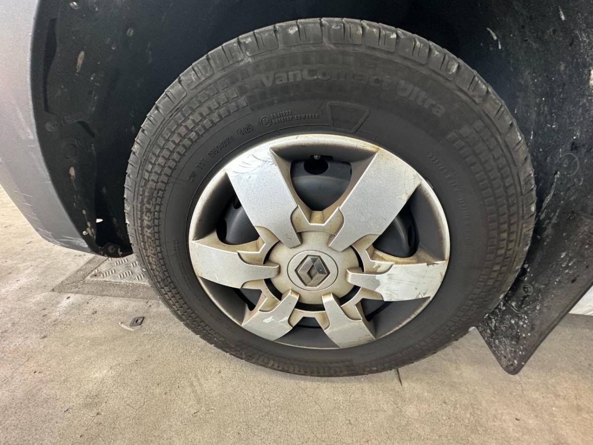 T19