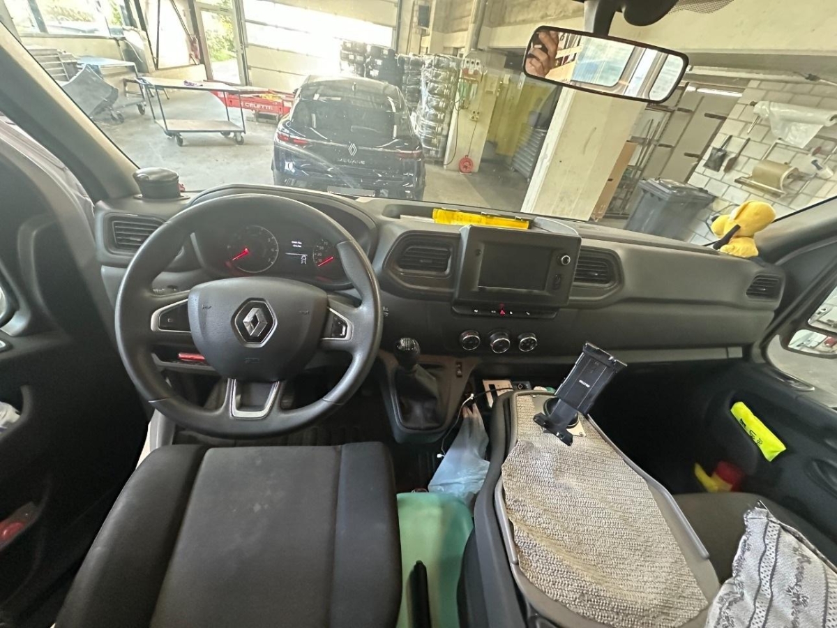 T6
