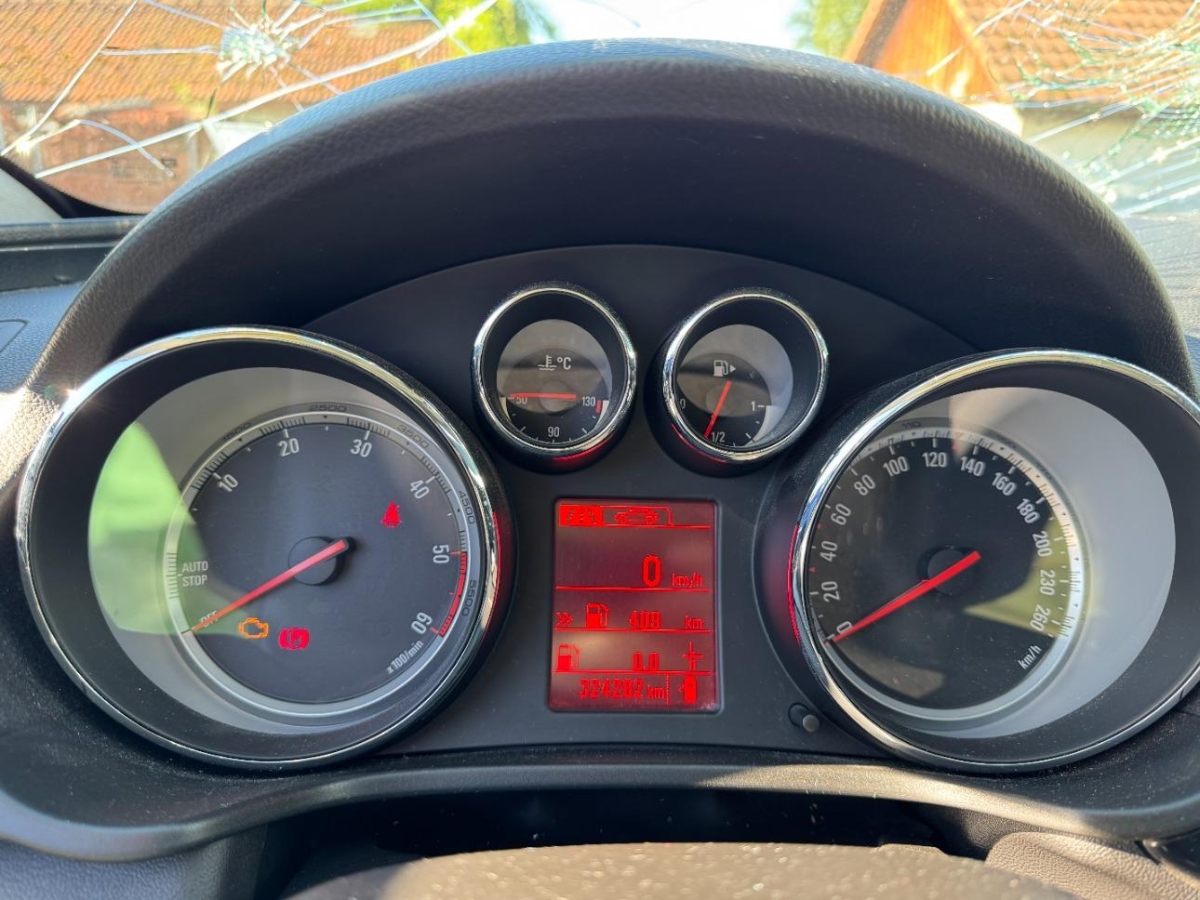 T8