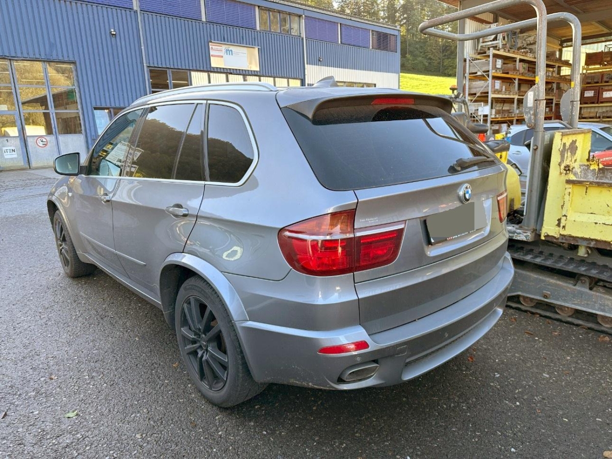 T7